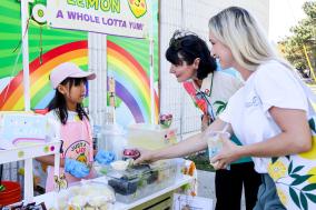 Lemonade Day Kamloops City Champion and City Director visiting a youth lemonade stand in Kamloops, BC.